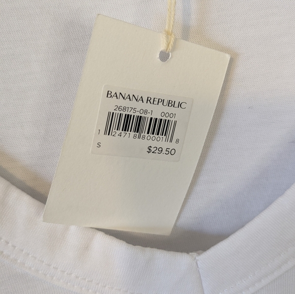 Banana Republic Sigma Phi Epsilon MOM White V-neck T-shirt, Small, NWT - Picture 4 of 10